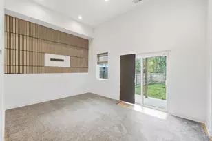 5814 Montgomery Rd, Cincinnati, OH 45212 - Photo 13
