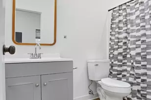 5814 Montgomery Rd, Cincinnati, OH 45212 - Photo 11