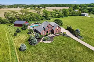 158 Lisle Ln, Washington Township, OH 45054 - Photo 5