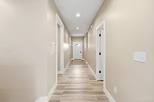 1006 Harrogate Ct, Forest Park, OH 45240 - Photo 9