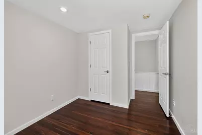 1586 Spring Lawn Avenue, Cincinnati, OH 45223 - Photo 37