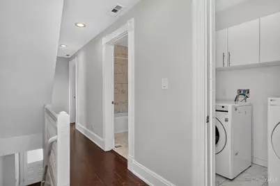 1586 Spring Lawn Avenue, Cincinnati, OH 45223 - Photo 23