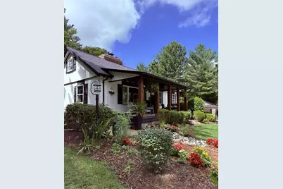 935 E Fosters Maineville Road, Hamilton Township, OH 45039 - Photo 1