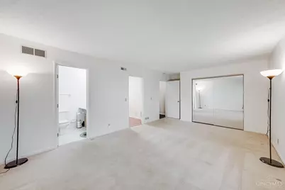 35 Evergreen Circle, Wyoming, OH 45215 - Photo 17