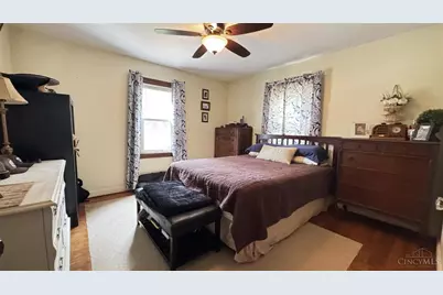 1021 W Seymour Avenue, Cincinnati, OH 45216 - Photo 7