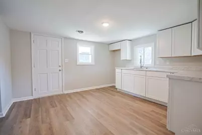 239 Cedar Street, Franklin, OH 45005 - Photo 9