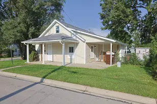 239 Cedar St, Franklin, OH 45005 - Photo 1