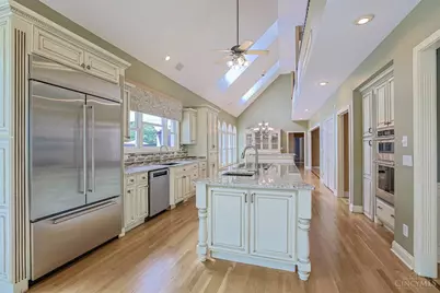 5512 Charleston Woods Drive, Liberty Township, OH 45044 - Photo 17