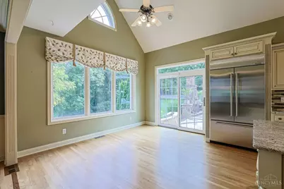 5512 Charleston Woods Drive, Liberty Township, OH 45044 - Photo 11