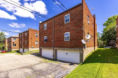 7119 Eastlawn Drive, Cincinnati, OH 45237 - Photo 5