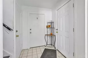 7119 Eastlawn Dr, Cincinnati, OH 45237 - Photo 17