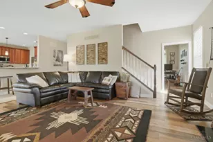 2327 Elizabeth Dr, Clearcreek Twp., OH 45068 - Photo 9