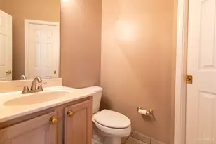 499 Vinegarten Dr, Union Township, OH 45255 - Photo 7