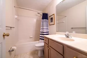 499 Vinegarten Dr, Union Township, OH 45255 - Photo 17