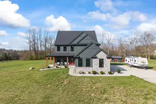 2425 Middleboro Rd, Washington Township, OH 45113 - Photo 5