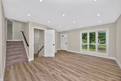 11475 Fiesta Court, Forest Park, OH 45240 - Photo 7