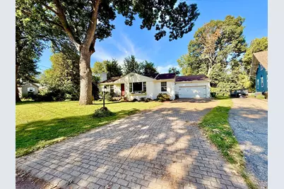 1530 Maple Avenue, Wyoming, OH 45215 - Photo 1