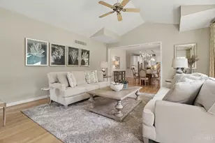 6620 Saddlebrook Ct, Miami Township, OH 45140 - Photo 11