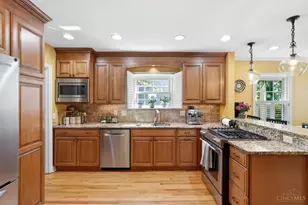 7050 Mt Vernon Ave, Mariemont, OH 45227 - Photo 11