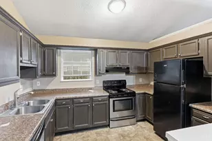 3725 Lacy Ct, Middletown, OH 45044 - Photo 7