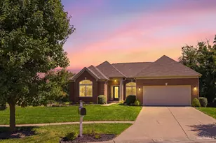 7109 Woodberry Dr, Fairfield Township, OH 45011 - Photo 1