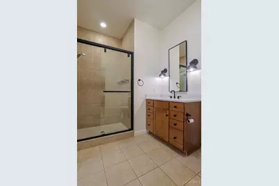 400 Pike Street #903, Cincinnati, OH 45202 - Photo 23