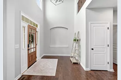 1358 Shaker Run Boulevard, Turtle Creek Township, OH 45036 - Photo 3