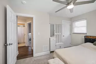 6097 W Fordham Pl, Silverton, OH 45213 - Photo 9