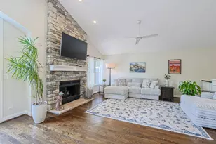23 Greenhouse Ln, Cincinnati, OH 45209 - Photo 5