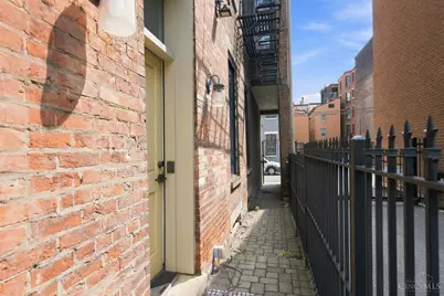 1329 Republic Street, Cincinnati, OH 45202 - Photo 3