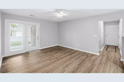 7331 Chatham Court #B, West Chester, OH 45069 - Photo 13