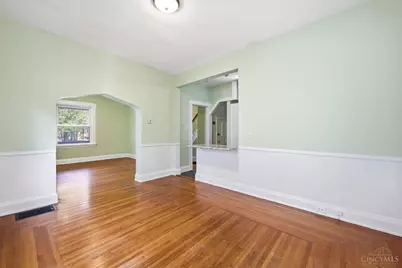 3800 Mt Vernon Avenue, Cincinnati, OH 45209 - Photo 11