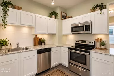 3800 Mt Vernon Avenue, Cincinnati, OH 45209 - Photo 17