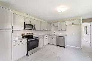 8929 Cavalier Dr, Springfield Township, OH 45231 - Photo 15