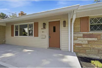 8929 Cavalier Drive, Springfield Township, OH 45231 - Photo 5