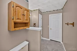 616 Lorelei Dr, Perry Township, OH 45118 - Photo 31