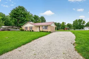 616 Lorelei Dr, Perry Township, OH 45118 - Photo 35