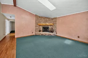 616 Lorelei Dr, Perry Township, OH 45118 - Photo 5