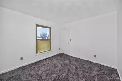 616 Lorelei Drive, Perry Township, OH 45118 - Photo 23