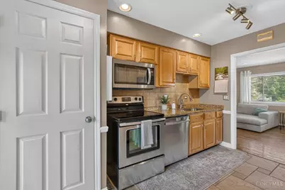 3993 Creek Road, Sharonville, OH 45241 - Photo 17