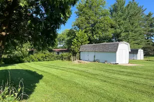 10841 Hueseman Rd, Aurora, IN 47001 - Photo 17