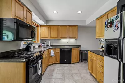 1023 Paxton Avenue, Cincinnati, OH 45208 - Photo 17