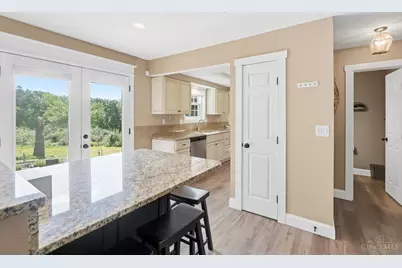 5246 Orchardridge Court, Cincinnati, OH 45239 - Photo 13