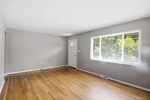 1861 Berkshire Rd, Anderson Township, OH 45230 - Photo 9