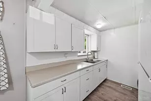 5719 Kiefer Ct, Cincinnati, OH 45224 - Photo 15