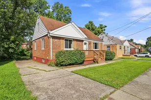 5719 Kiefer Ct, Cincinnati, OH 45224 - Photo 3
