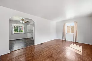 5719 Kiefer Ct, Cincinnati, OH 45224 - Photo 9