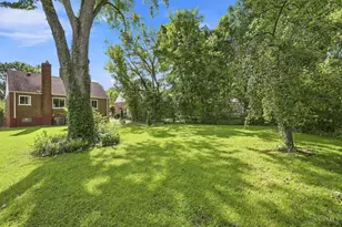 5719 Kiefer Ct, Cincinnati, OH 45224 - Photo 7