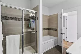 1437 Pleasant St, Cincinnati, OH 45202 - Photo 27