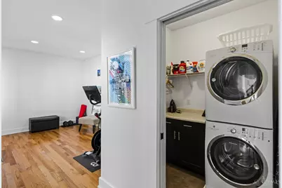 1437 Pleasant Street, Cincinnati, OH 45202 - Photo 31